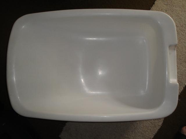 Preview of the first image of White plastic baby bath. Used but in good usable state.