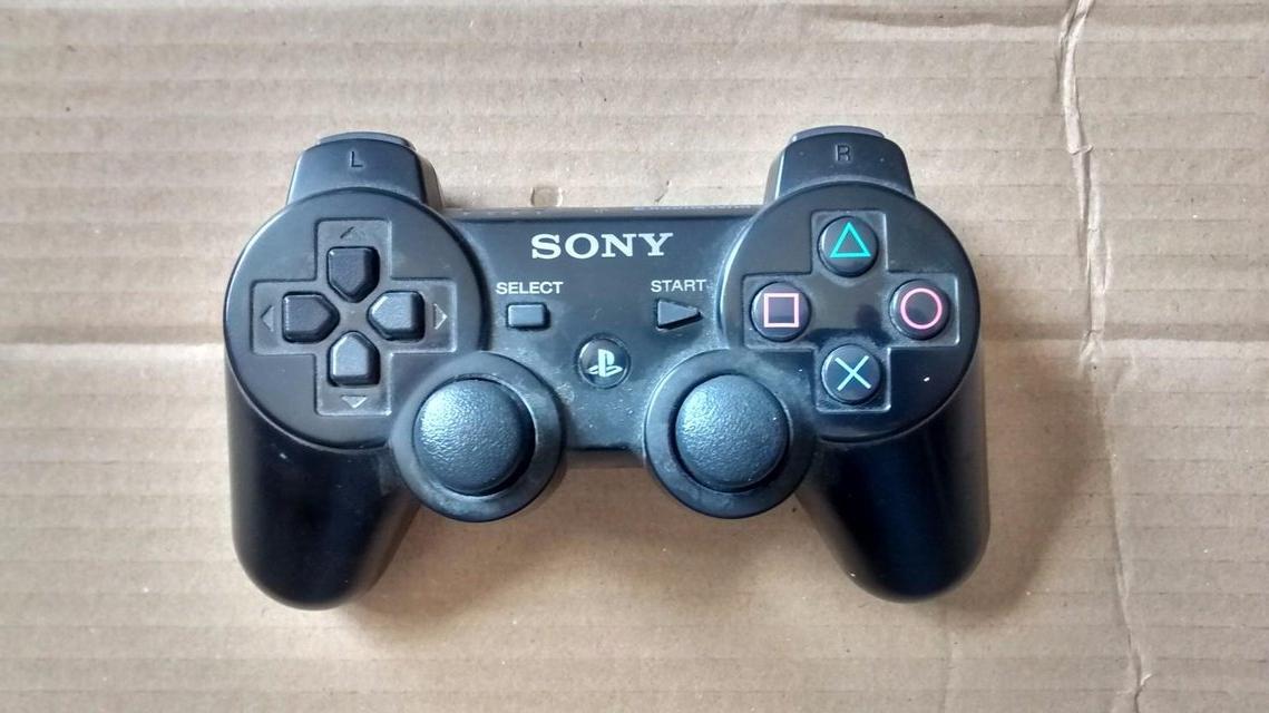 Preview of the first image of PS3 Six axis controller.