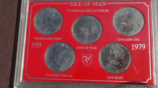 Image 2 of Isle of Man Tynwald Millenium Crowns Collection