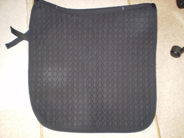 Preview of the first image of MATTES SADDLEPAD - BLACK FULL SIZE -NEW.