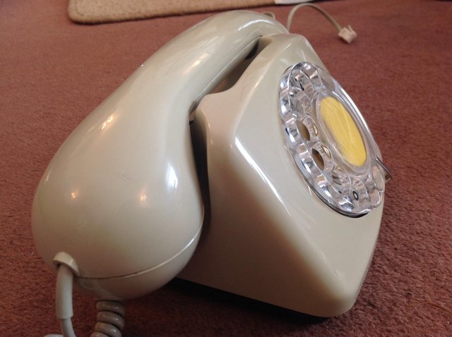 Image 3 of GPO Model 776 Dial Telephone Cream (Rare)
