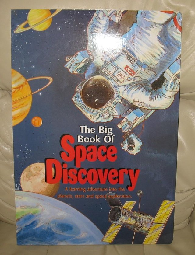 Preview of the first image of large book ' SPACE DISCOVERY' new.