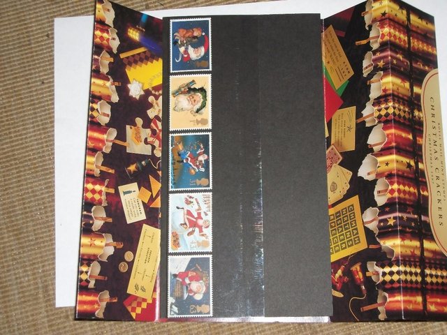 Image 3 of 1997 Royal mailChristmas set 'Christmas Crackers'