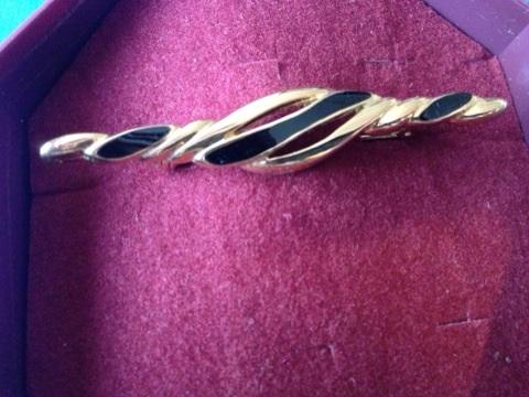 Preview of the first image of Gold plated brooch.
