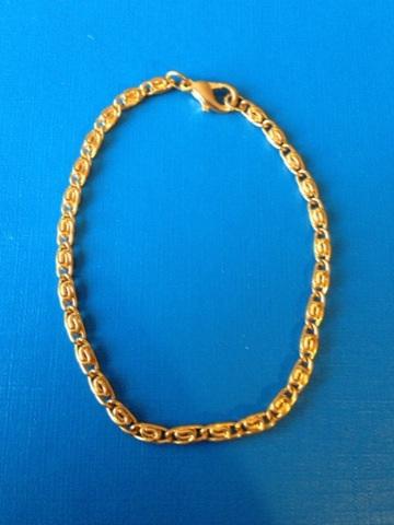 Preview of the first image of New Gold plated bracelet.