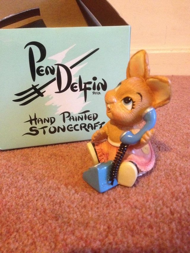 Preview of the first image of pendelfin rabbit.