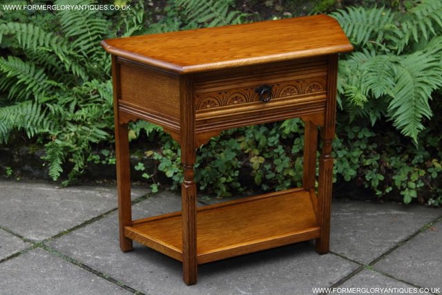 Image 13 of AN OLDE COURT CHARM JAYCEE OAK HALL CANTED COFFEE LAMP TABLE