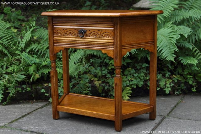 Image 39 of AN OLDE COURT CHARM JAYCEE OAK HALL CANTED COFFEE LAMP TABLE