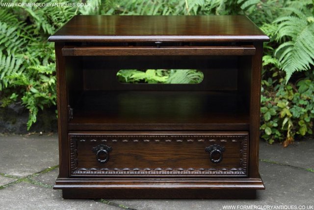 Image 3 of AN OLDE COURT CHARM OAK TV HI FI DVD CD STAND CABINET TABLE