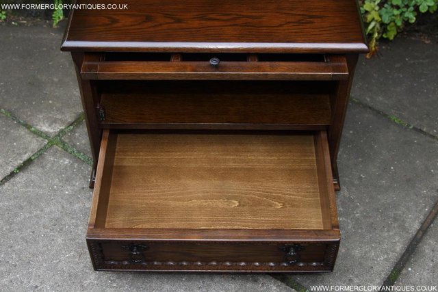 Image 7 of AN OLDE COURT CHARM OAK TV HI FI DVD CD STAND CABINET TABLE