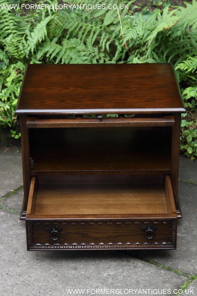 Image 20 of AN OLDE COURT CHARM OAK TV HI FI DVD CD STAND CABINET TABLE