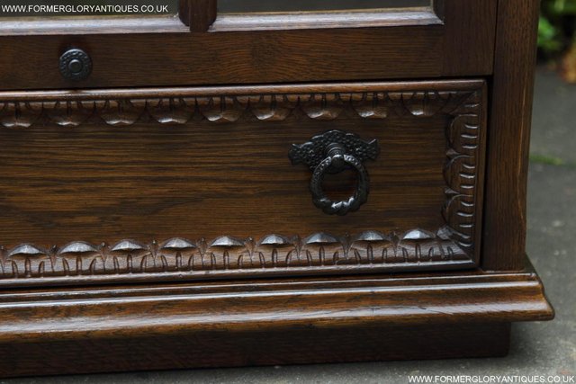 Image 25 of AN OLDE COURT CHARM OAK TV HI FI DVD CD STAND CABINET TABLE