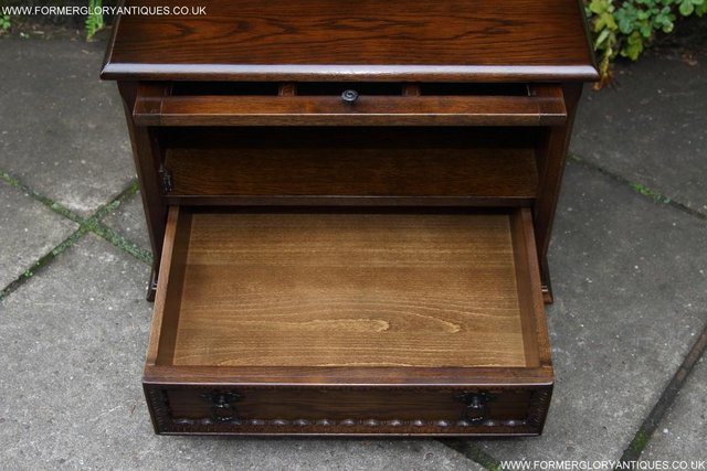 Image 32 of AN OLDE COURT CHARM OAK TV HI FI DVD CD STAND CABINET TABLE