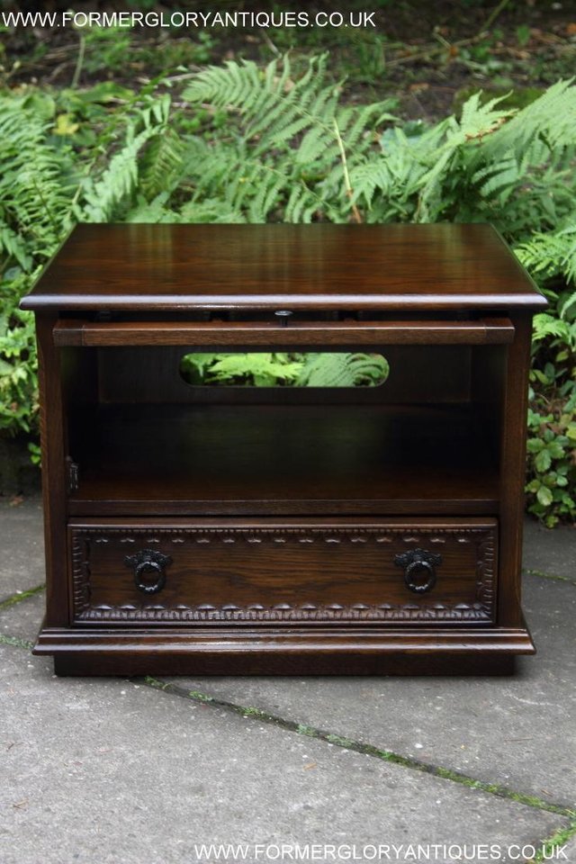 Image 39 of AN OLDE COURT CHARM OAK TV HI FI DVD CD STAND CABINET TABLE