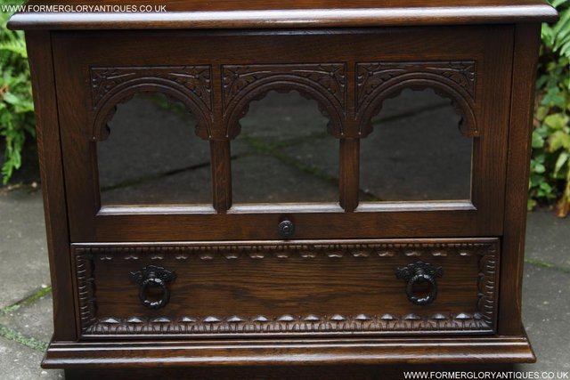 Image 42 of AN OLDE COURT CHARM OAK TV HI FI DVD CD STAND CABINET TABLE