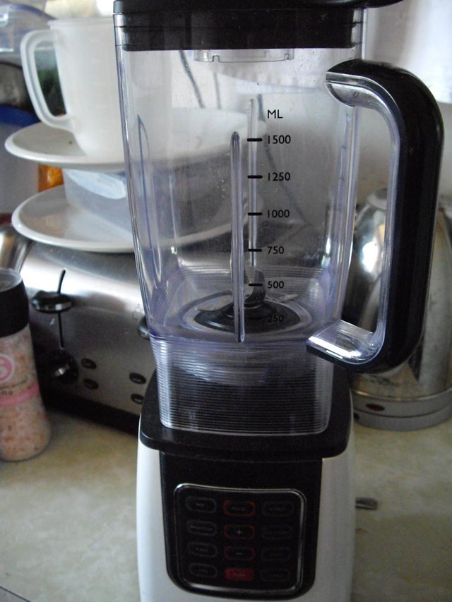 Preview of the first image of Breville Multi Blender !! like new.