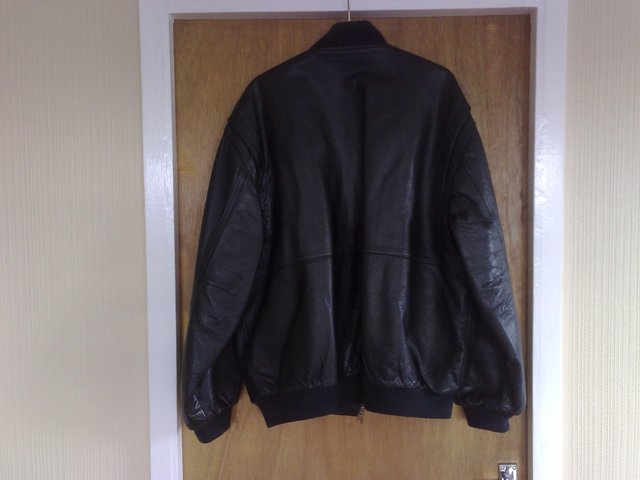Image 2 of Hornes Mens Leather Bomber Jacket