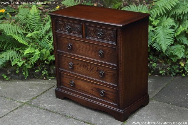 Image 5 of A JAYCEE OLD CHARM OAK CHEST OF DRAWERS SIDEBOARD TV STAND