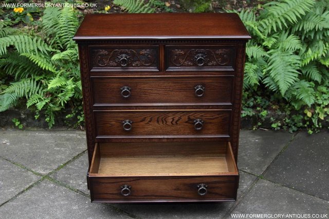 Image 16 of A JAYCEE OLD CHARM OAK CHEST OF DRAWERS SIDEBOARD TV STAND