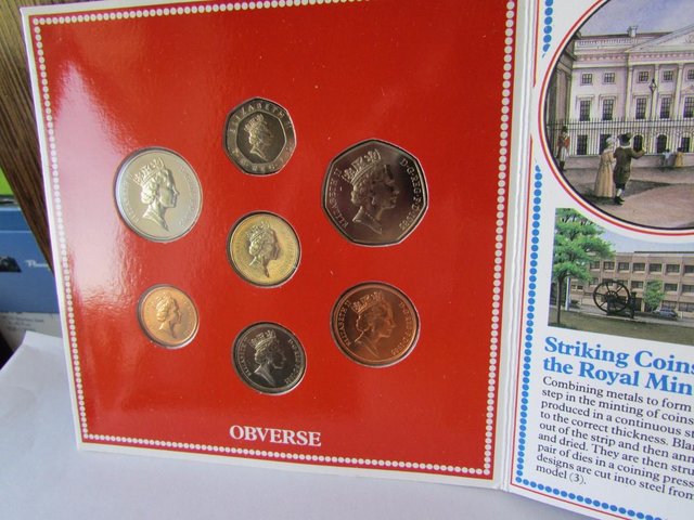 Image 3 of 1985 UNITED KINGDOM BRILLIANT UNCIRCULATED COIN COLLECTION.
