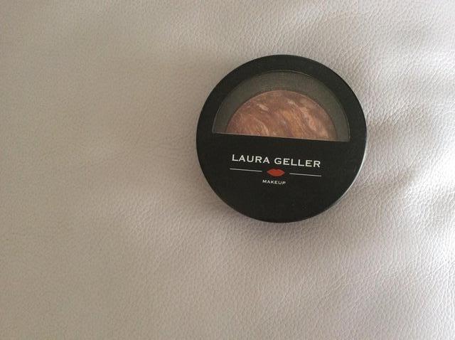 Preview of the first image of Laura Geller Blush 'n' Brighten.