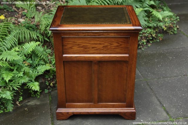 Image 39 of AN OLD CHARM LIGHT OAK WRITING DESK FILING CABINET TABLE