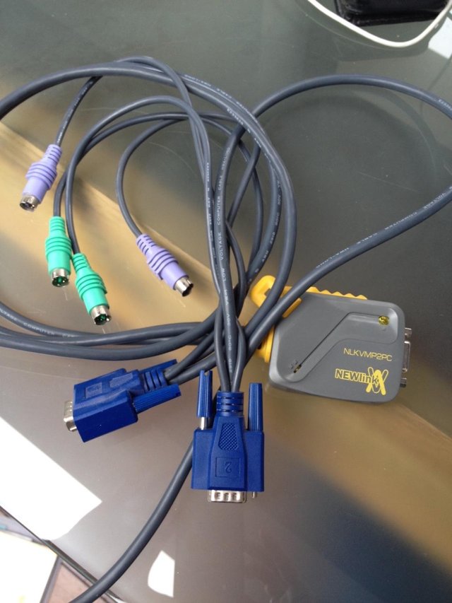 Preview of the first image of Newlink PS2 Micro 2 way KVM with Cables Share Keyboard/Mouse.