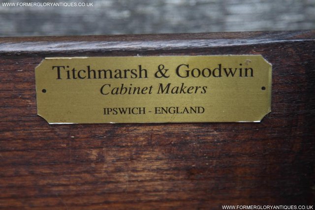 Image 12 of TITCHMARSH AND GOODWIN OAK DRESSER BASE SIDEBOARD HALL TABLE