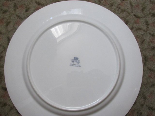 Image 2 of Aynsley Commemorative Plate Queen Mother 90th Birthday 1990