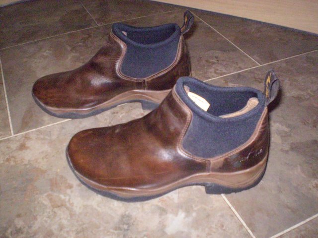 Image 2 of MARK TODD BOOTS. BROWN. SIZE 4 (FITS 5)