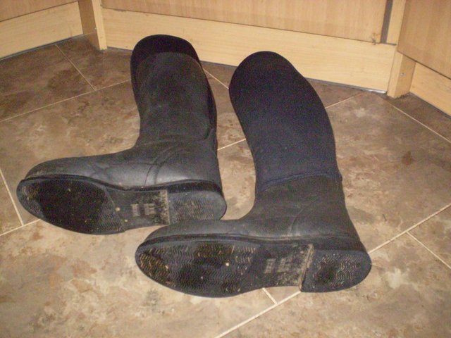 Image 2 of MUDRUCKERS BY JUSTTOGGS BOOTS. SIZE 6