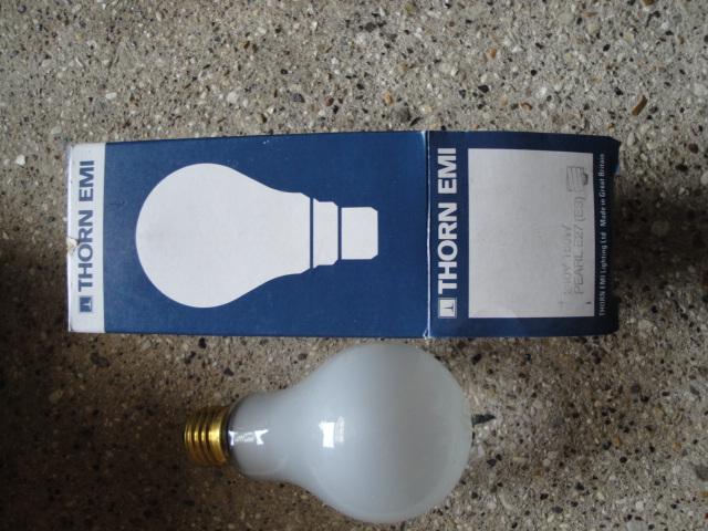 Image 2 of Thorn EMI 150w Pearl or Clear E27 Light Bulbs