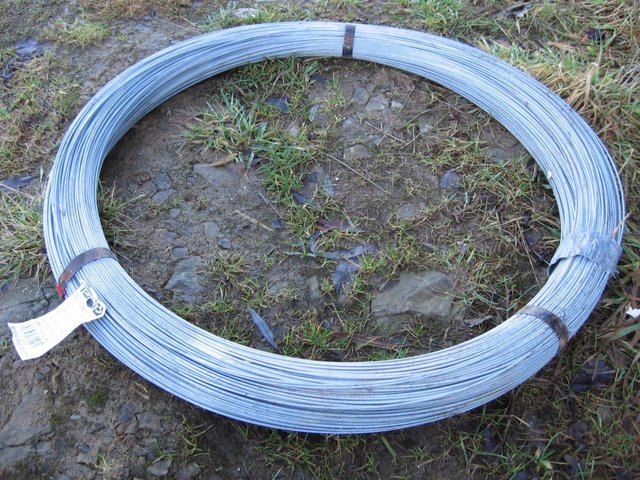 Preview of the first image of GALVANISED STRAINING WIRE..