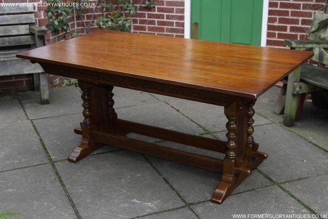 Image 51 of AN OLD CHARM JAYCEE LIGHT OAK KITCHEN REFECTORY DINING TABLE