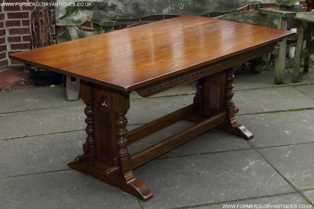 Image 52 of AN OLD CHARM JAYCEE LIGHT OAK KITCHEN REFECTORY DINING TABLE