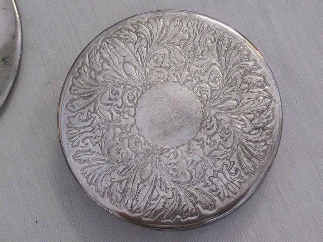 Image 2 of 1950-70s SILVER ? /PLATED coaster stand with coasters