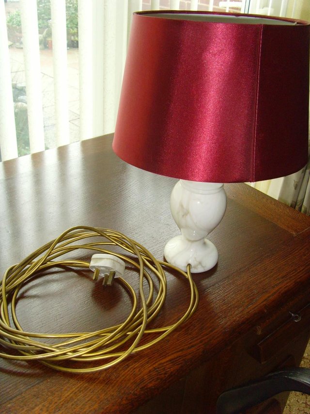 Preview of the first image of Single Alabaster lamp.