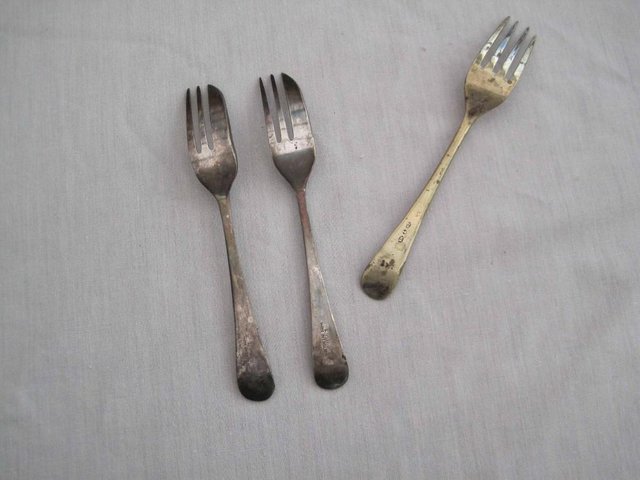 Image 3 of 3 1950s SILVER? /PLATED fish / forks