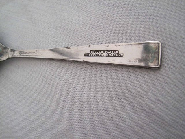 Image 2 of 1930- 50s = 1 x 6 pronged Fish serving fork - ENGRAVED