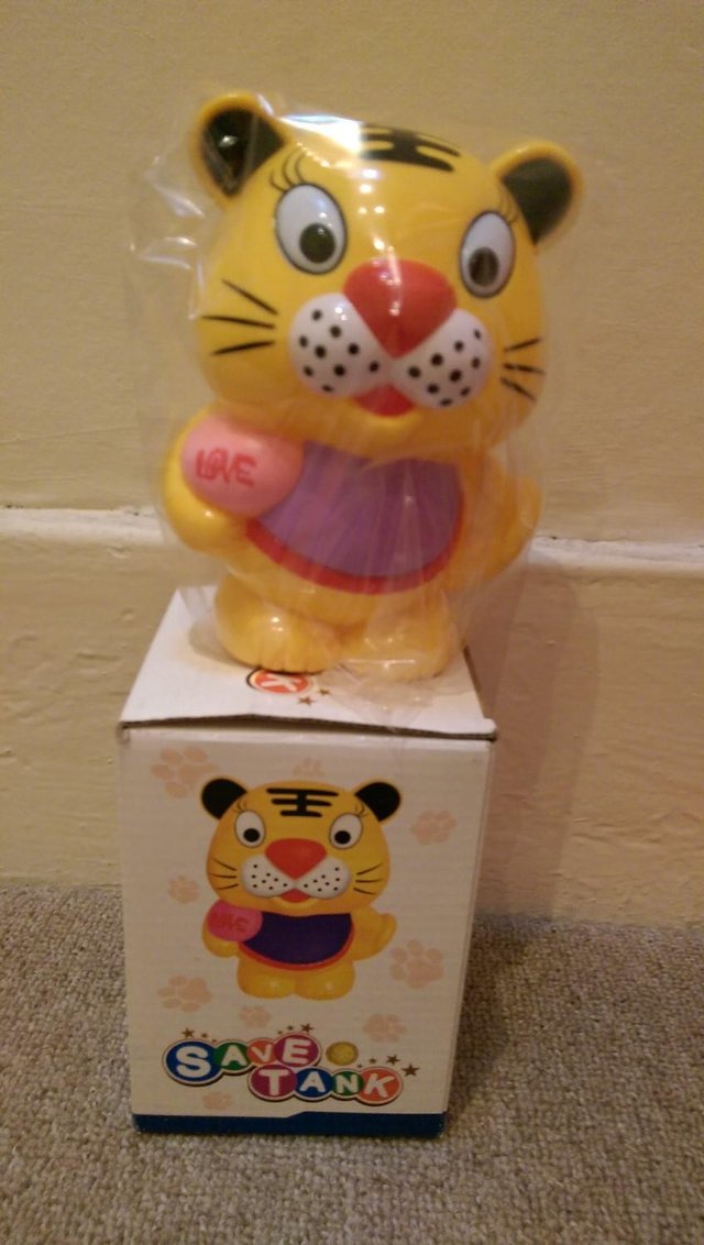Preview of the first image of New Tiger Money Bank.