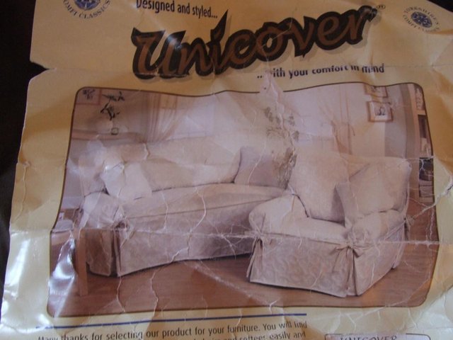 Image 3 of UNIVERSAL 3 SEATER SOFA & ARMCHAIR COVER