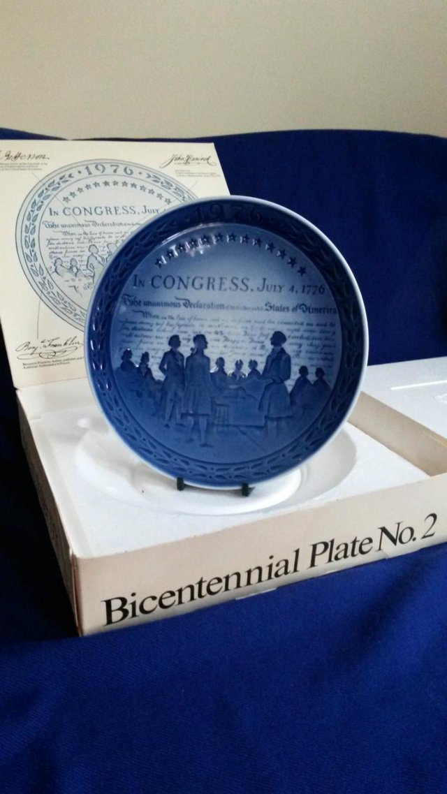 Preview of the first image of Royal Copenhagen Bicentenial china collectors plate USA.