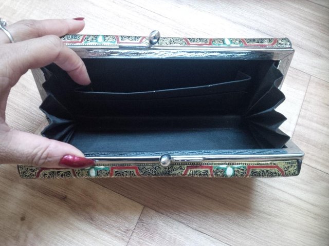 Image 3 of Vintage Handpainted Black Red,White Gold & Green Clutch Bag