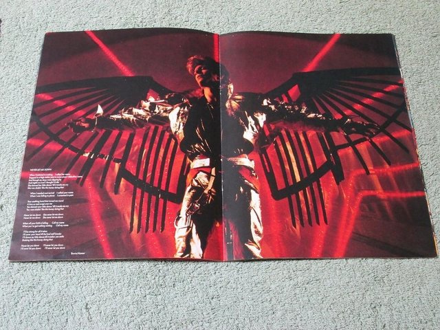 Image 9 of DAVID BOWIE the Glass Spider Tour OFFICIAL 1987 UK TOUR PROG