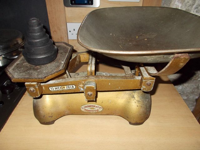 Preview of the first image of Old Thornton scales and weights, weighs to 28Lb VGC.