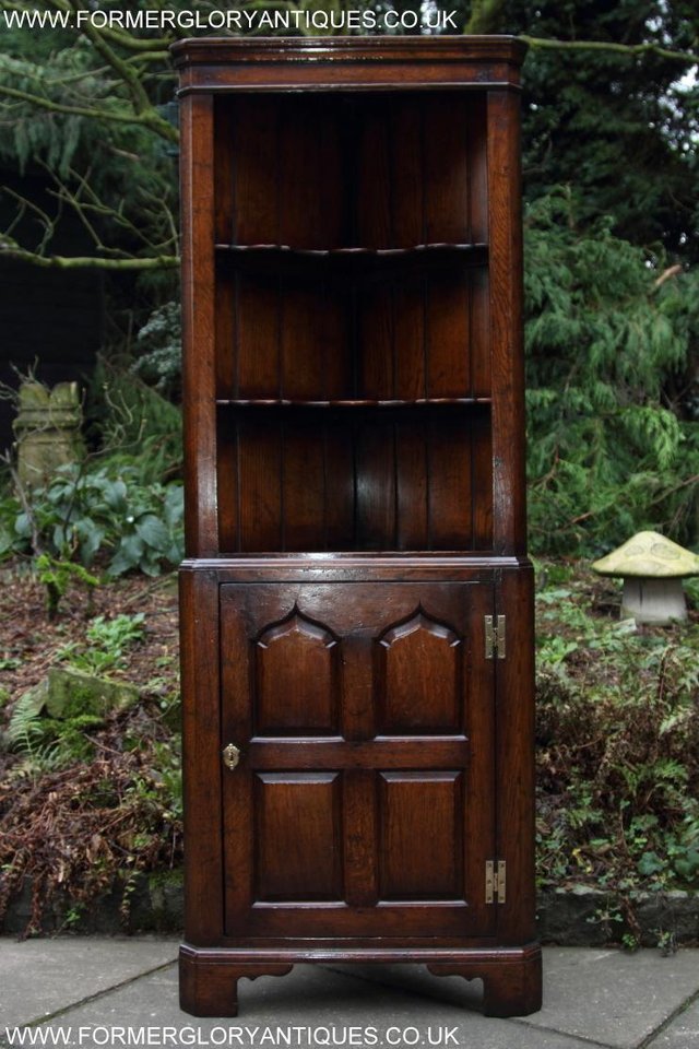 Image 15 of TITCHMARSH AND GOODWIN OAK CORNER DISPLAY CABINET STAND