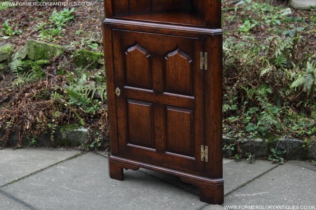 Image 36 of TITCHMARSH AND GOODWIN OAK CORNER DISPLAY CABINET STAND