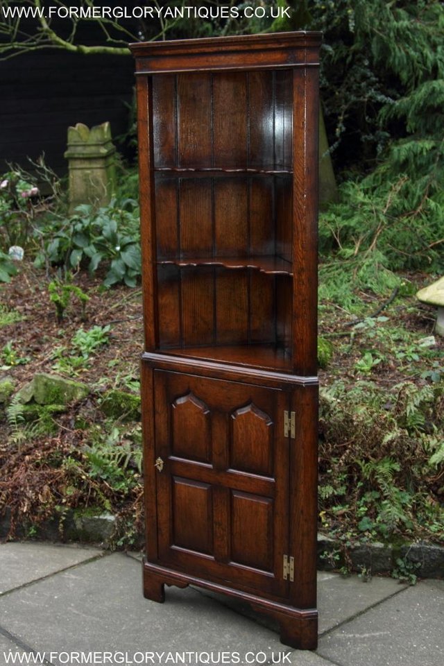 Image 55 of TITCHMARSH AND GOODWIN OAK CORNER DISPLAY CABINET STAND