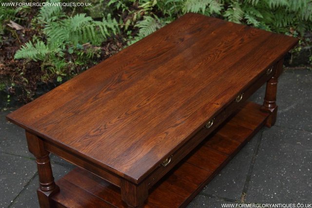Image 6 of TITCHMARSH & GOODWIN STYLE OAK POT BOARD COFFEE TABLE STAND