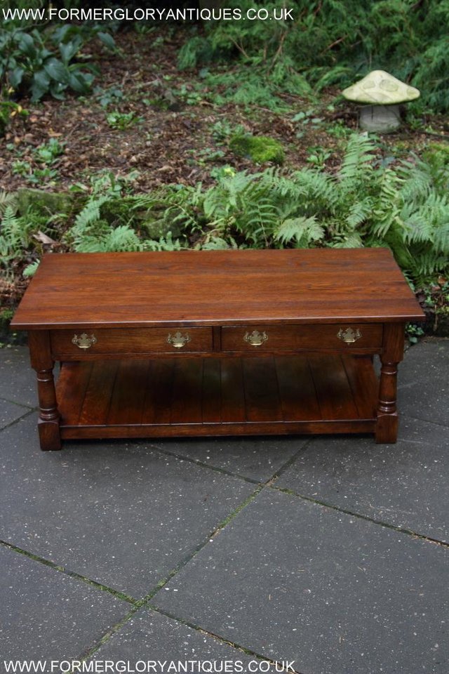 Image 8 of TITCHMARSH & GOODWIN STYLE OAK POT BOARD COFFEE TABLE STAND